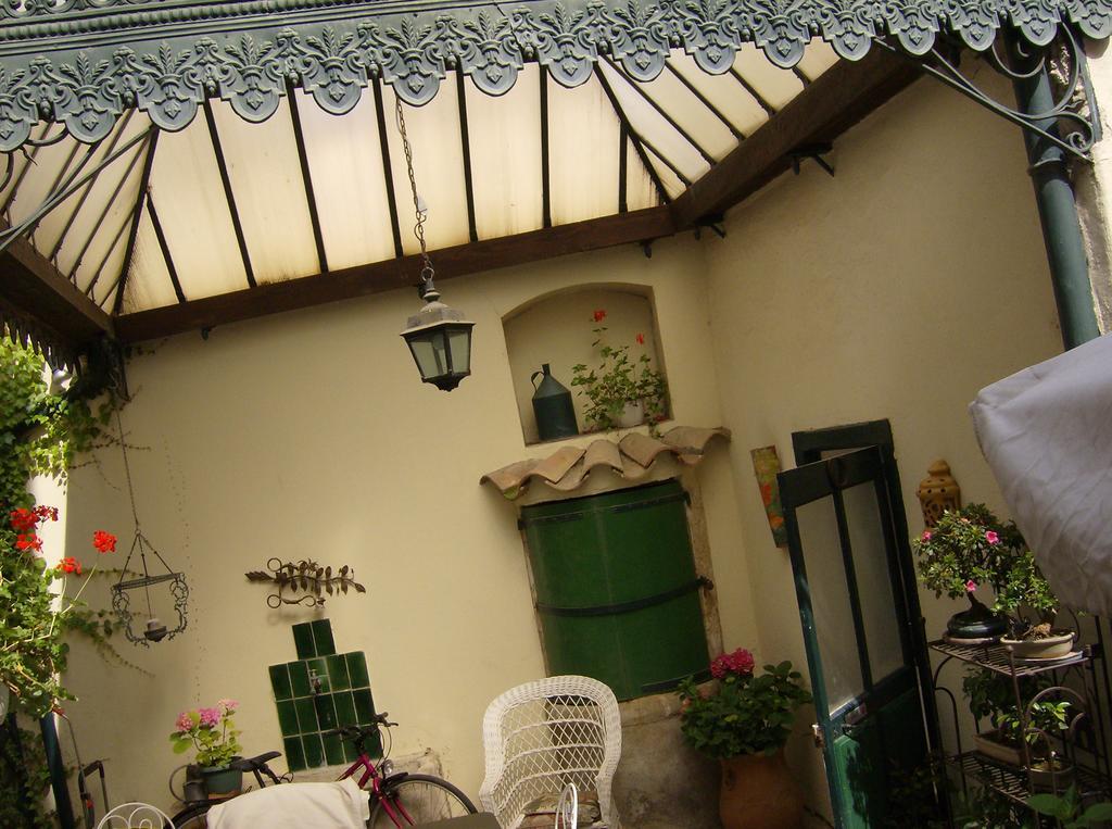 Anges Gardiens Villeneuve-les-Beziers Bagian luar foto